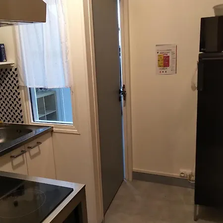 Espace Beleverte Bussiere 1 Tamaris Meuble De 2 Bed & Breakfast Oullins